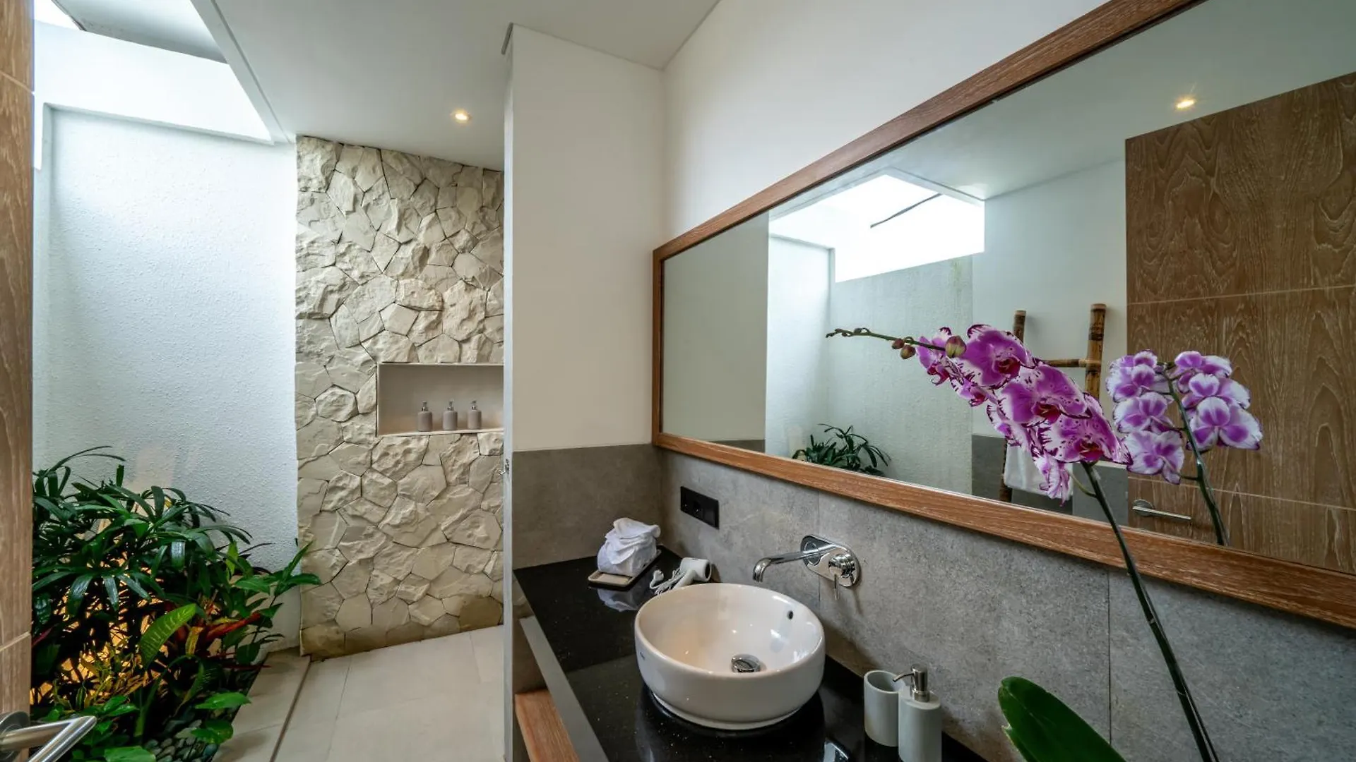 Villa Najma Ubud 0*,  Endonezya