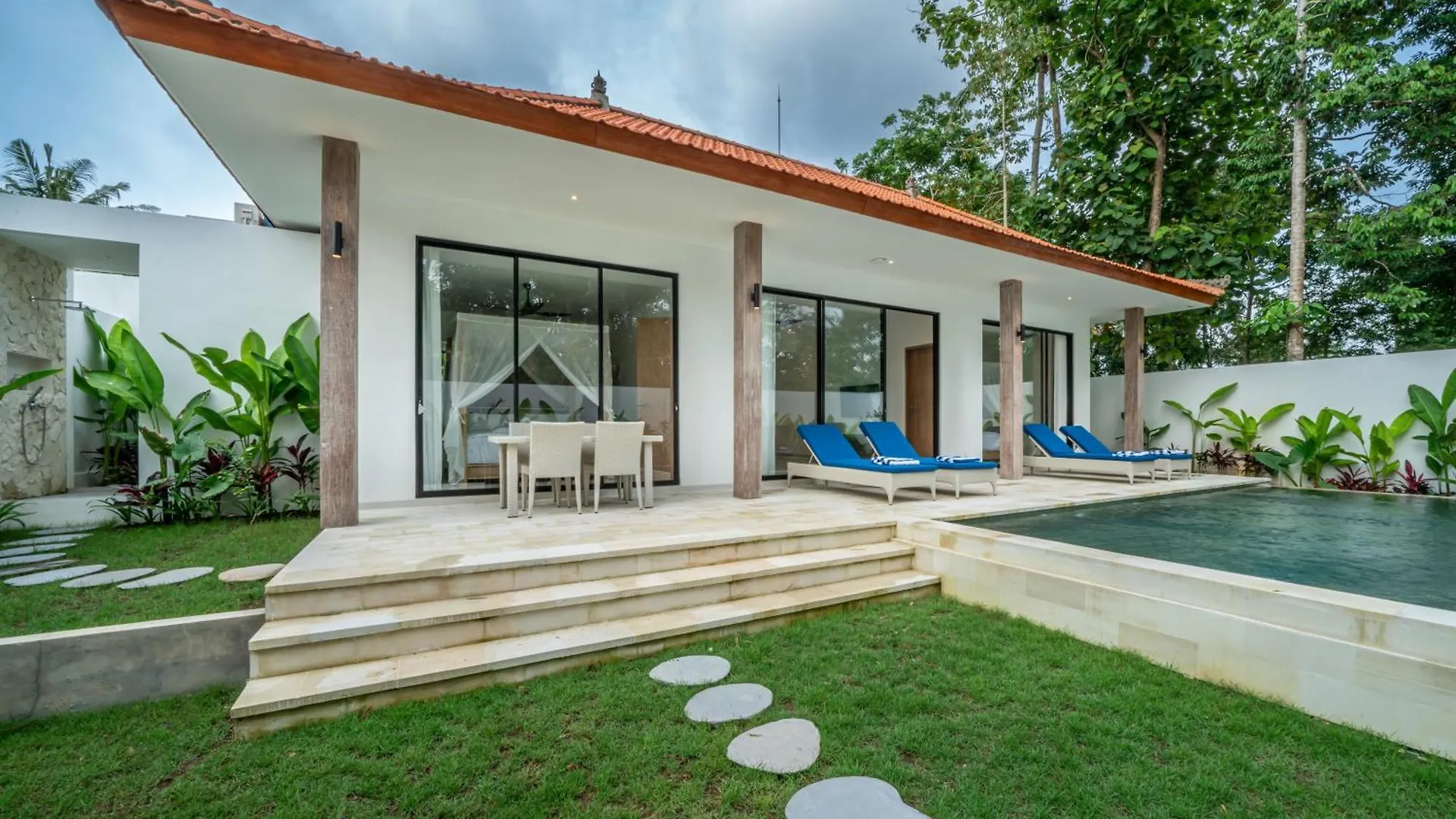 Villa Najma Ubud Indonesia